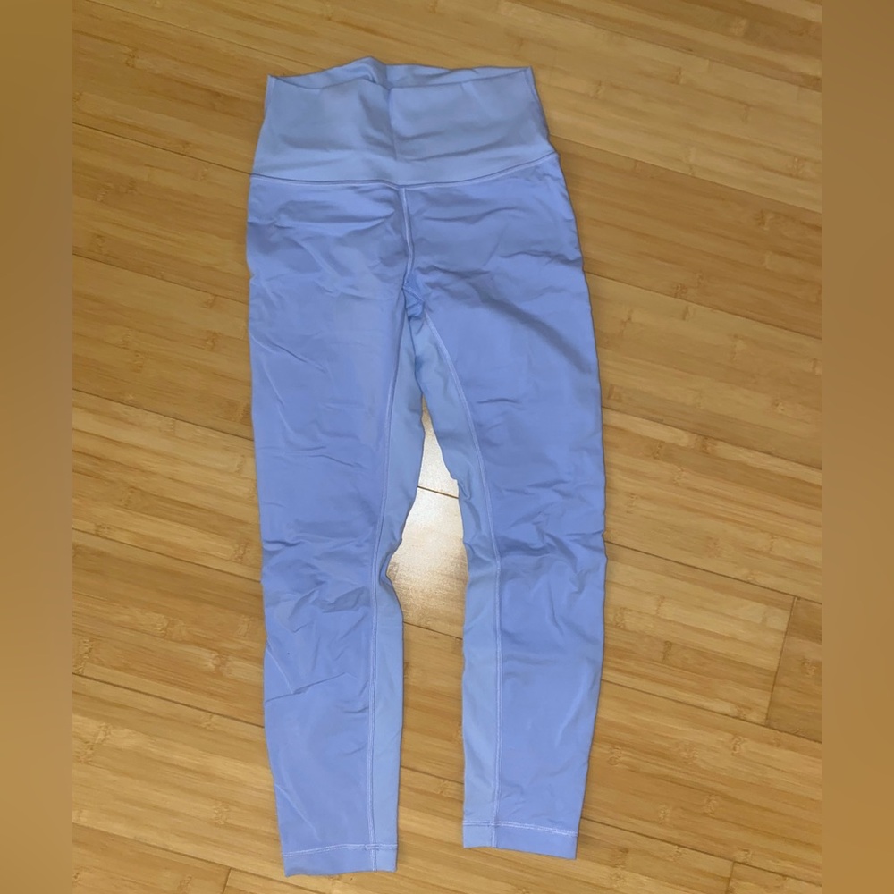 Two Toned Lululemon Light Blue/Purple Leggings Double Lined